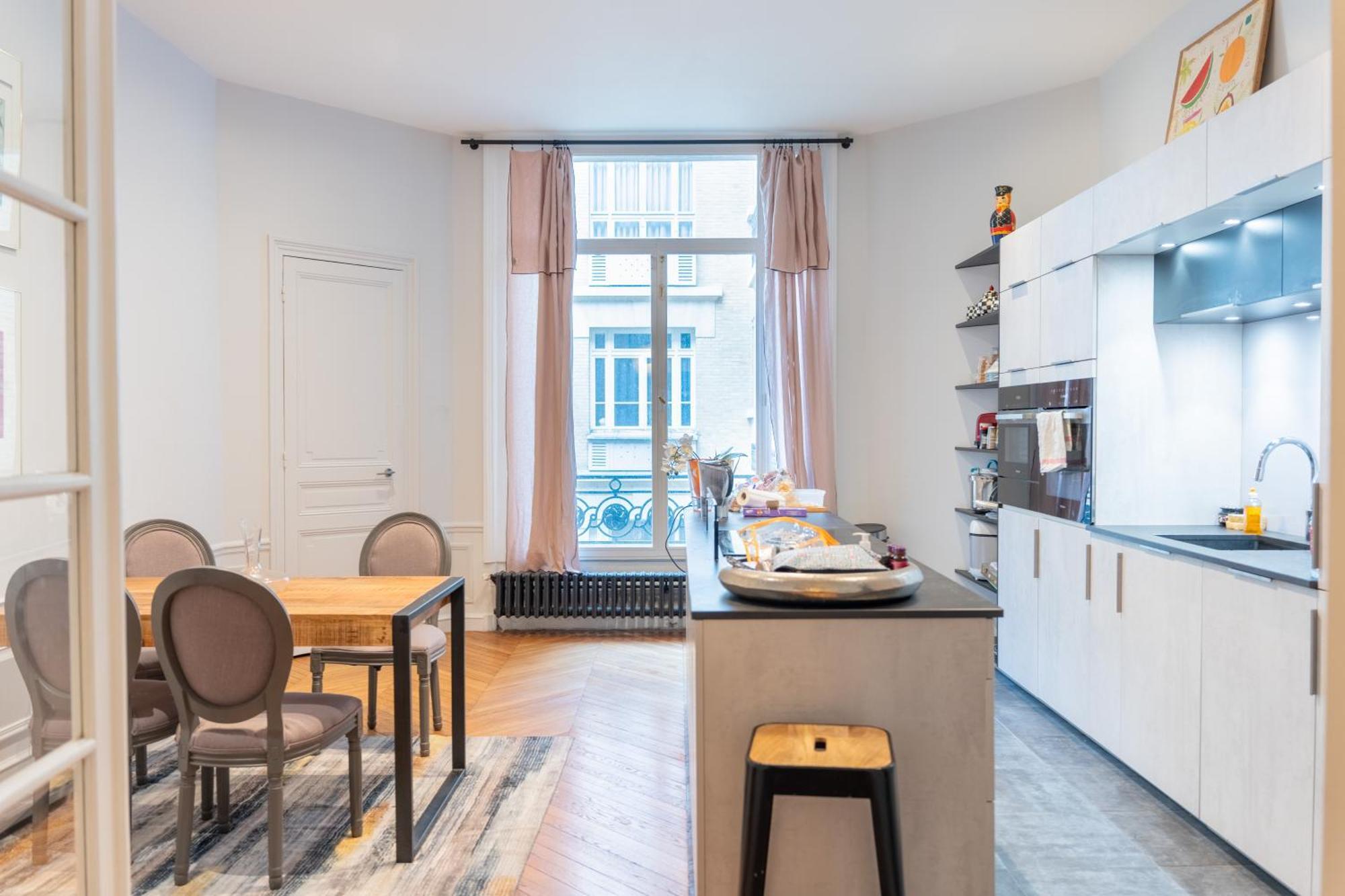 Spacieux De Luxe Apartment Paris