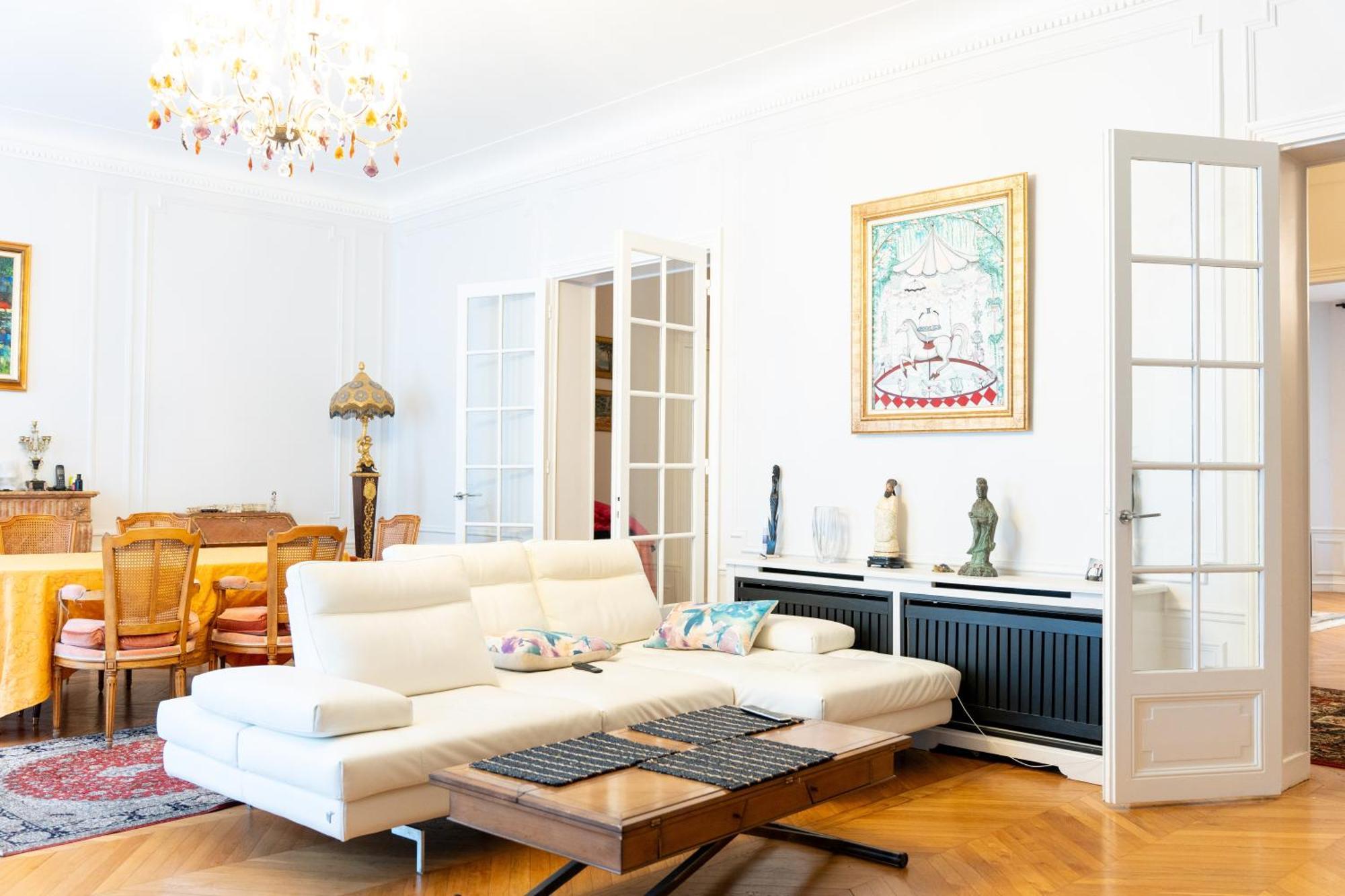 Spacieux De Luxe Apartment Paris
